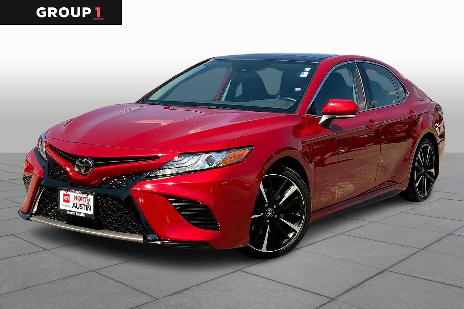 Used 2019 Toyota Camry XSE FWD image 1