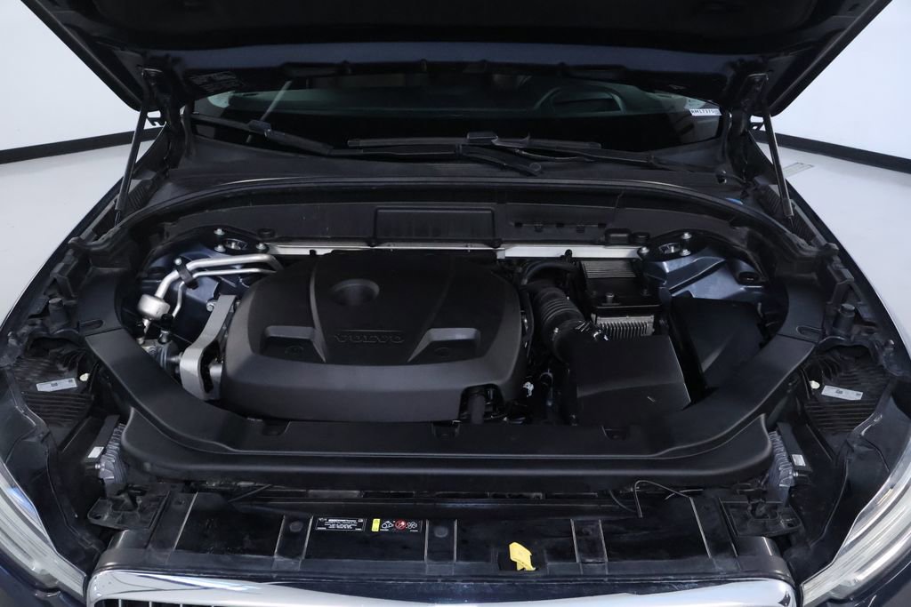 Used 2018 Volvo XC60 T6 Inscription w/ Convenience Package image 38