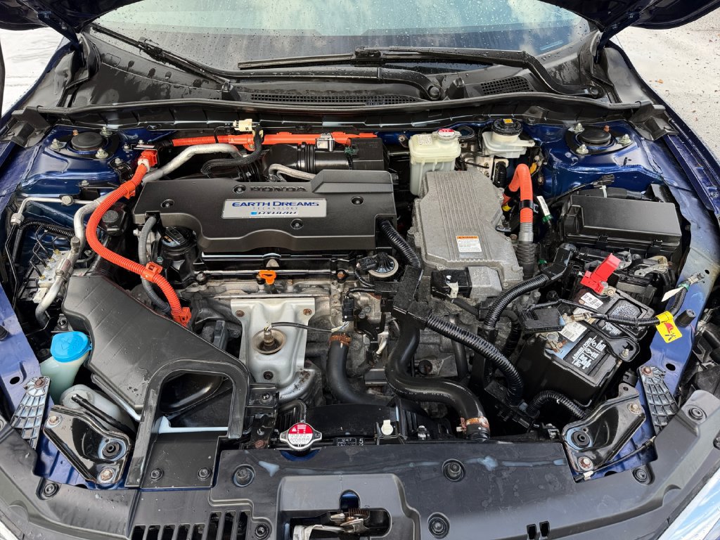 Used 2017 Honda Accord Touring image 40
