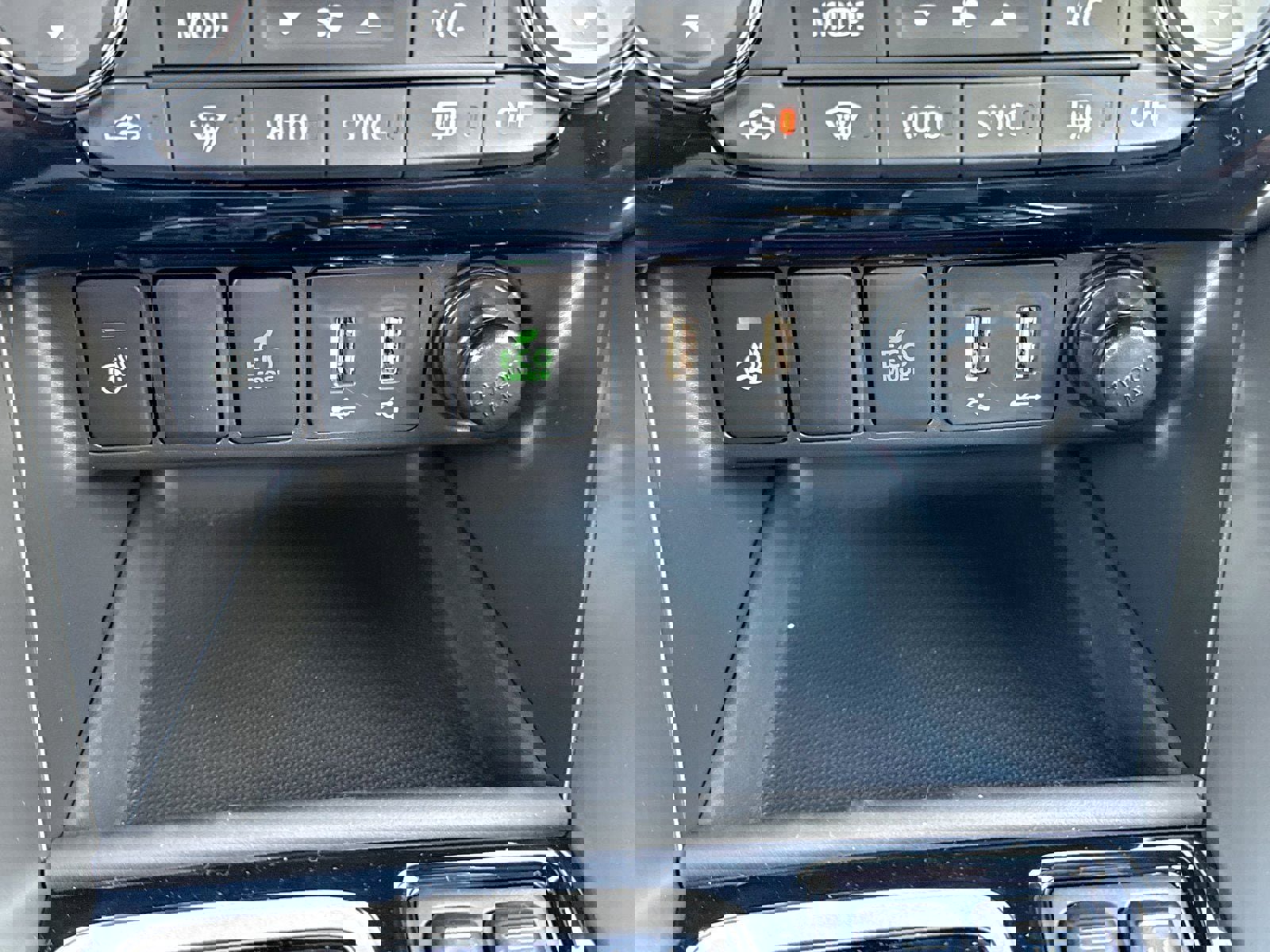 New 2026 Mitsubishi Eclipse Cross Black Edition image 37