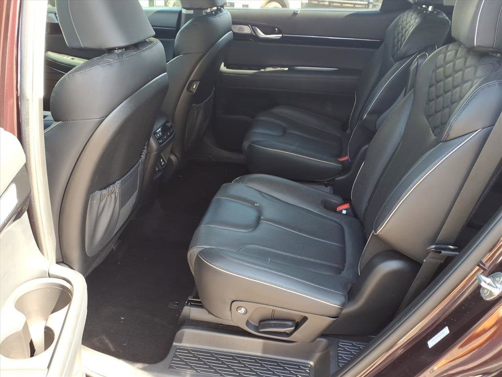 Used 2021 Hyundai Palisade Limited image 17