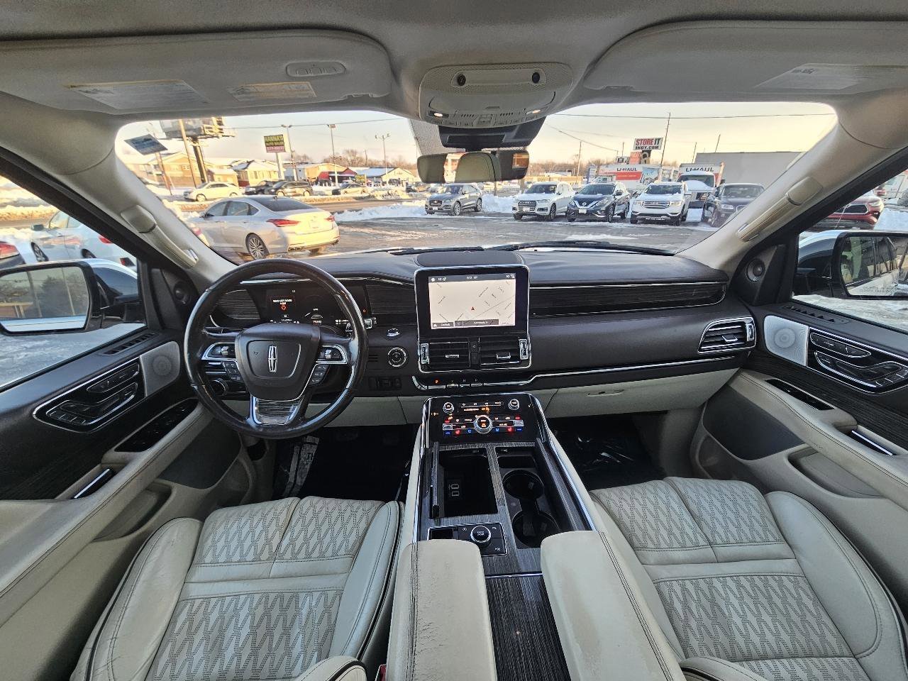 Used 2018 Lincoln Navigator L Black Label w/ Cargo Package AWD/4WD image 55