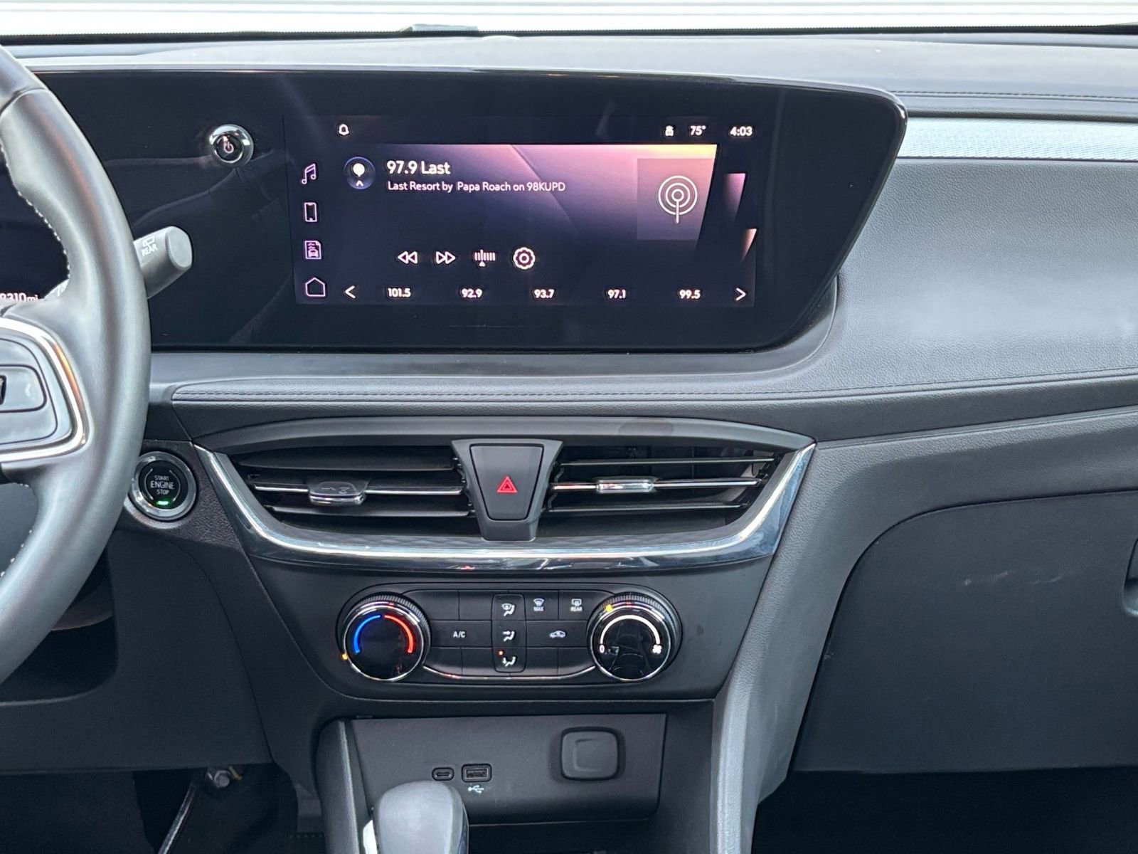 Used 2025 Buick Encore GX Preferred image 18