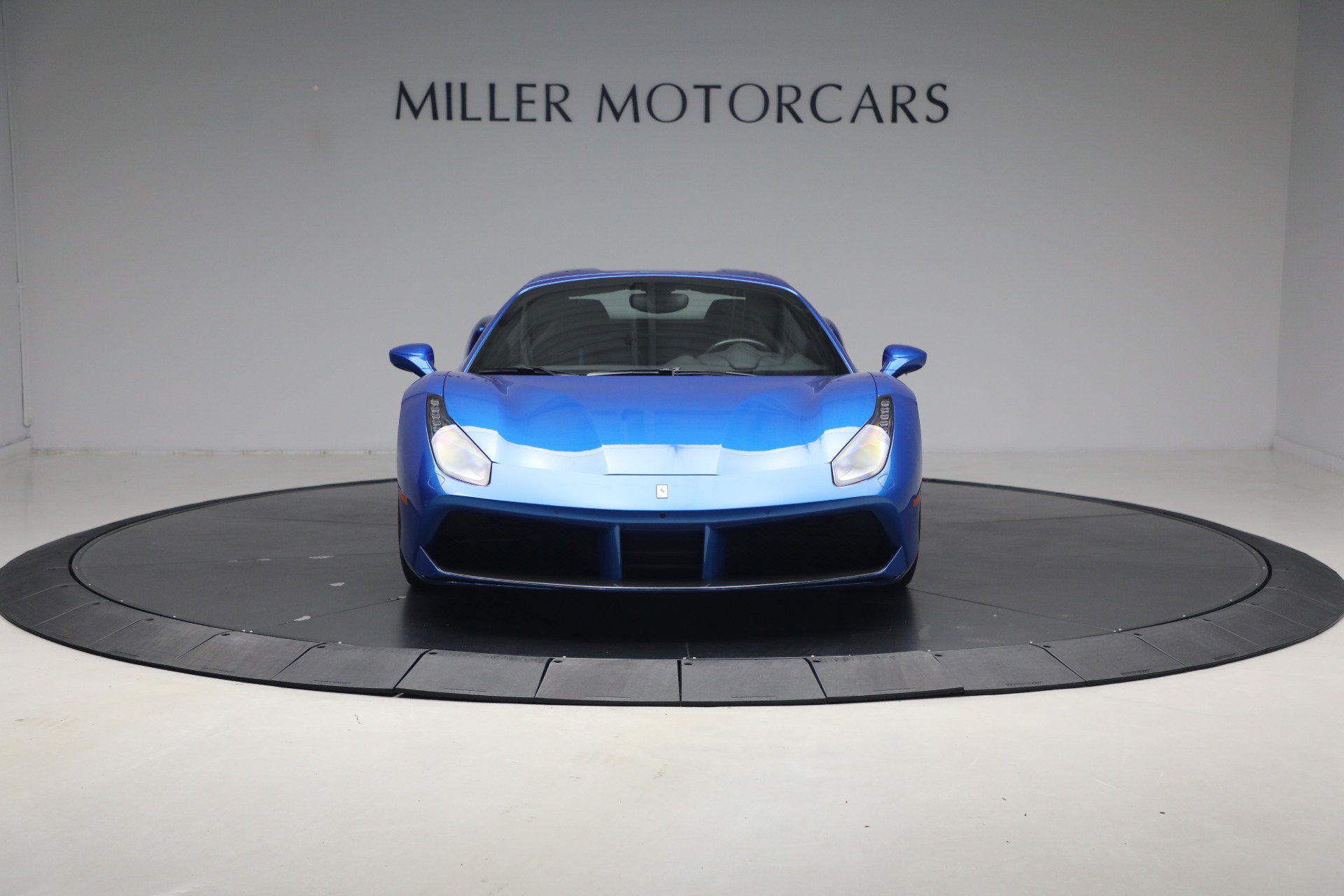 Used 2017 Ferrari 488 Spider RWD image 44