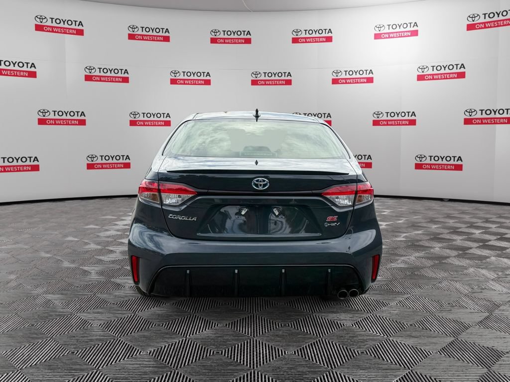 Certified 2025 Toyota Corolla SE FWD image 6