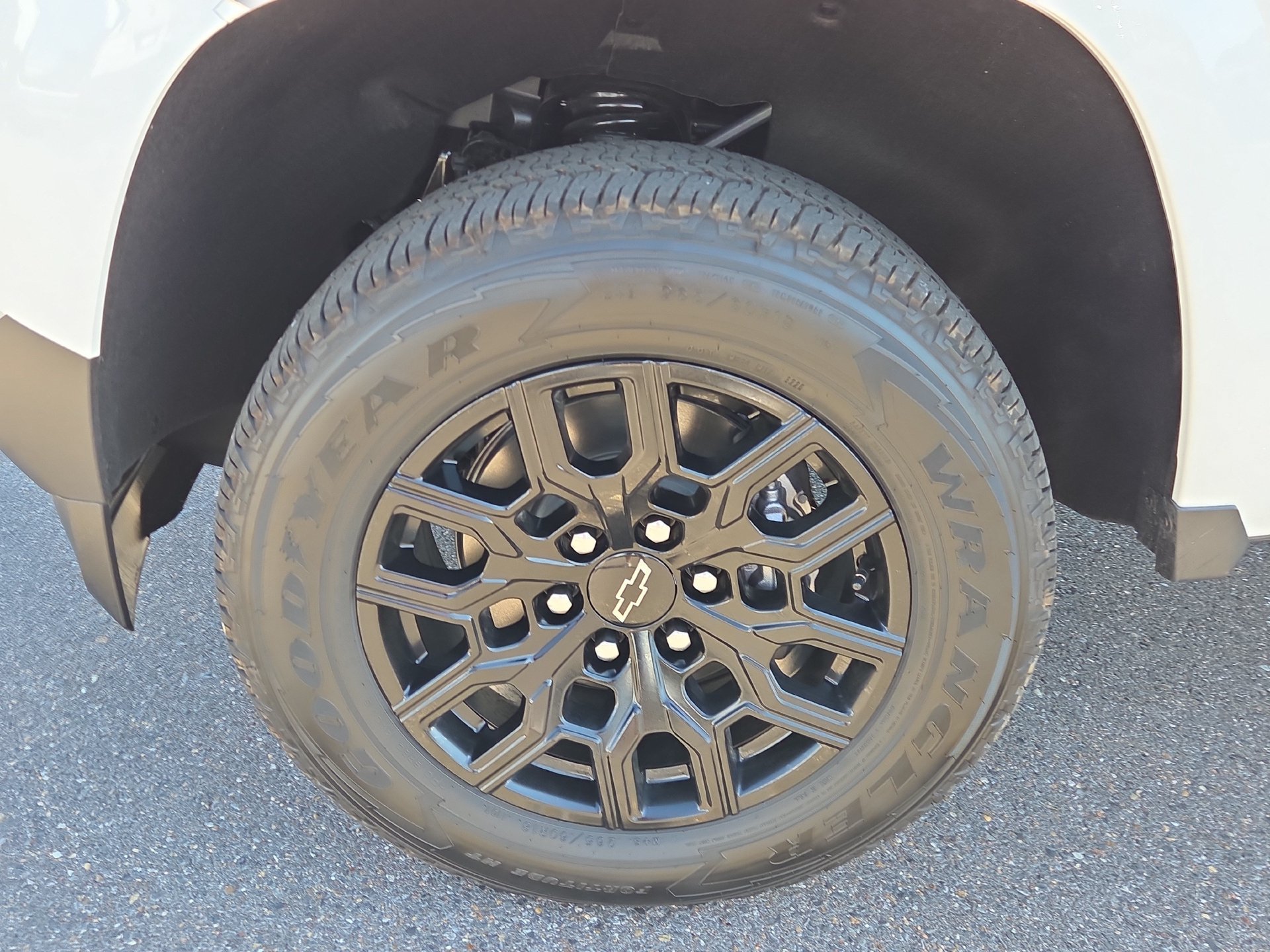 New 2026 Chevrolet Colorado W/T RWD image 9