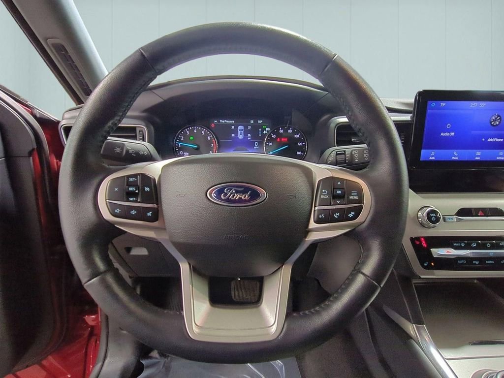 Used 2023 Ford Explorer XLT w/ Equipment Group 202A image 18