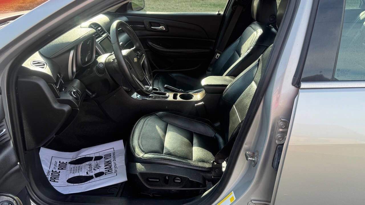 Used 2016 Chevrolet Malibu LTZ FWD image 14
