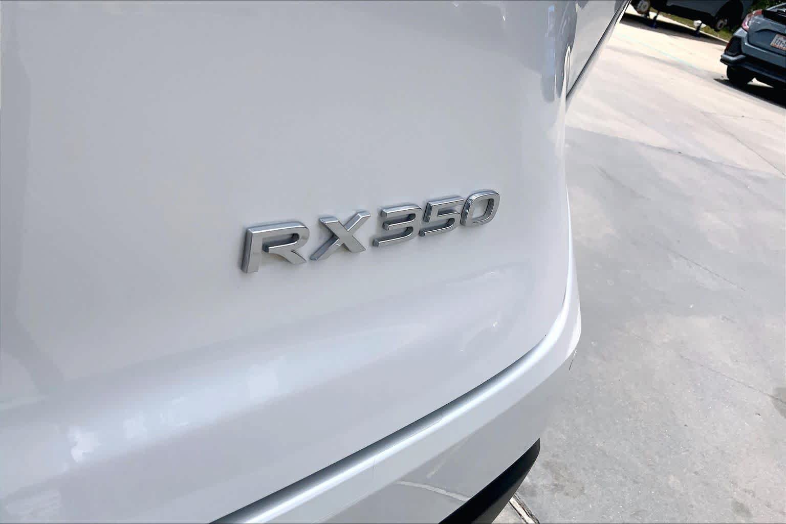 Used 2024 Lexus RX 350 Premium w/ Accessory Package (Z1) FWD image 10
