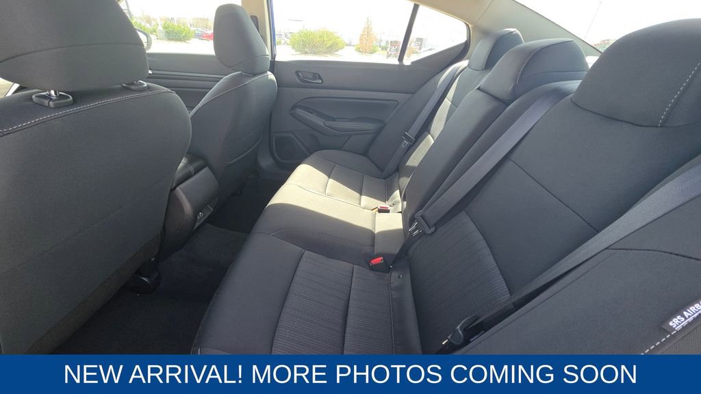 Used 2025 Nissan Altima 2.5 SV image 13