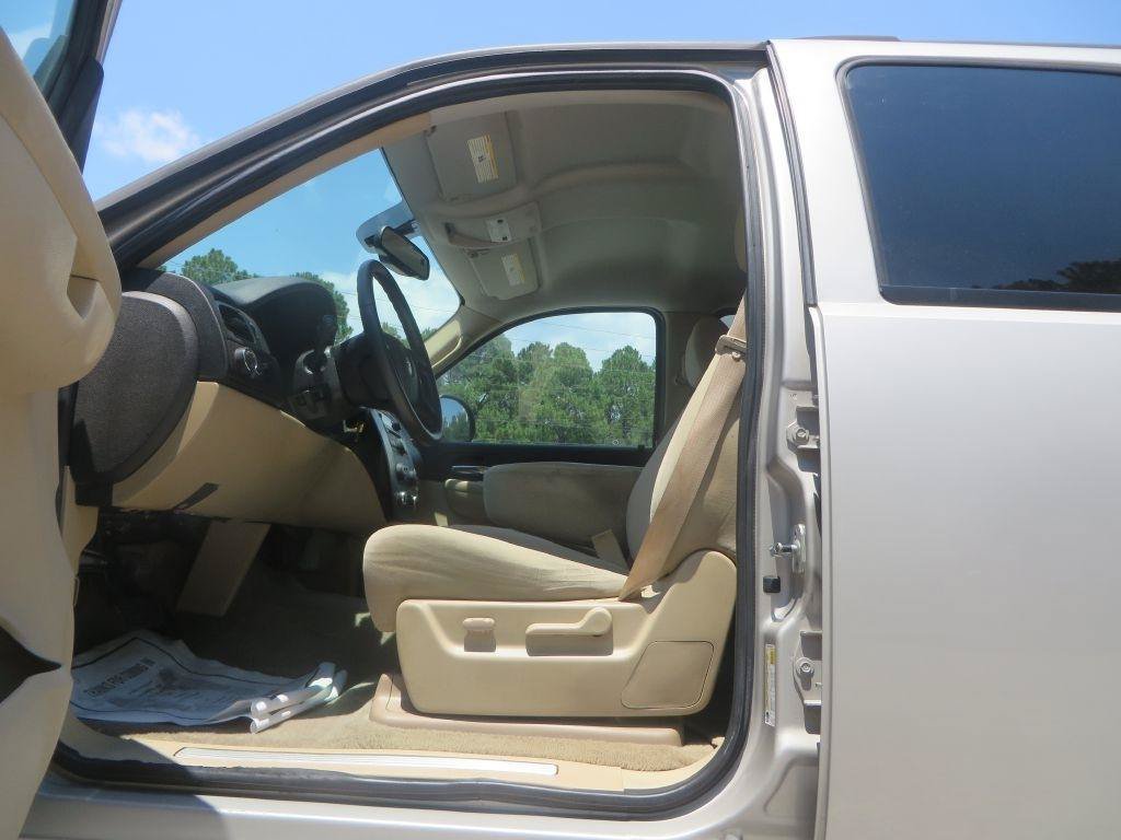 Used 2007 Chevrolet Tahoe LS RWD image 10