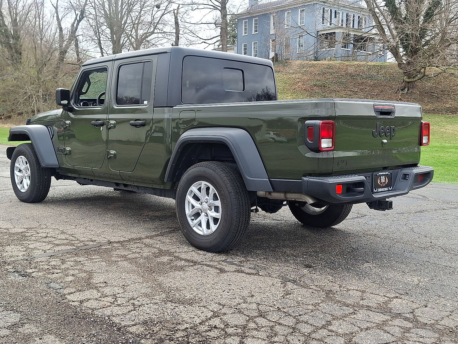 New 2023 Jeep Gladiator Sport AWD/4WD image 11