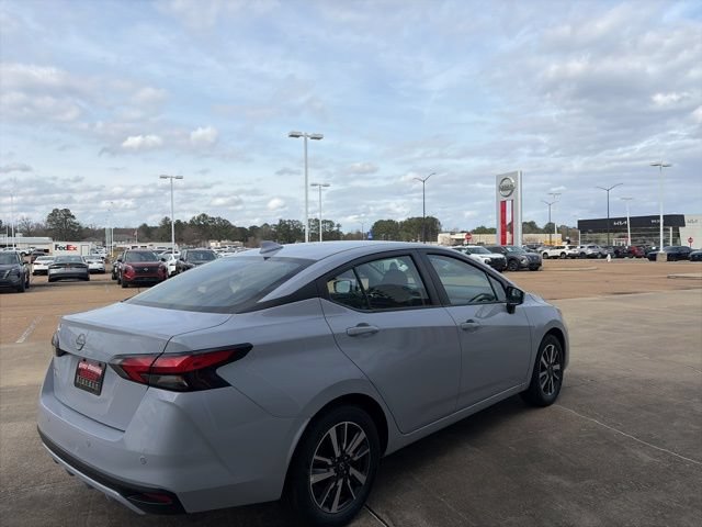 New 2025 Nissan Versa SV w/ Trunk Package FWD image 4