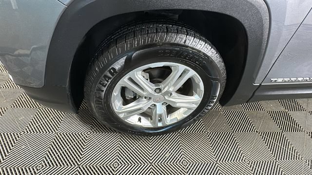 Used 2020 GMC Terrain SLE w/ Driver Convenience Package AWD/4WD image 9