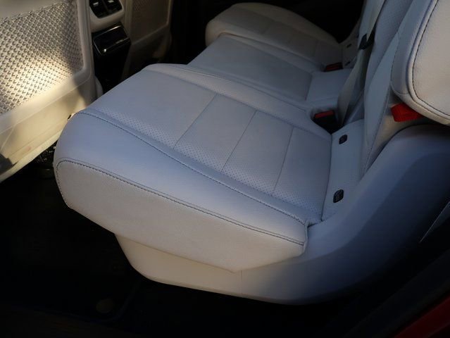 Used 2022 Mercedes-Benz GLS 450 4MATIC image 26