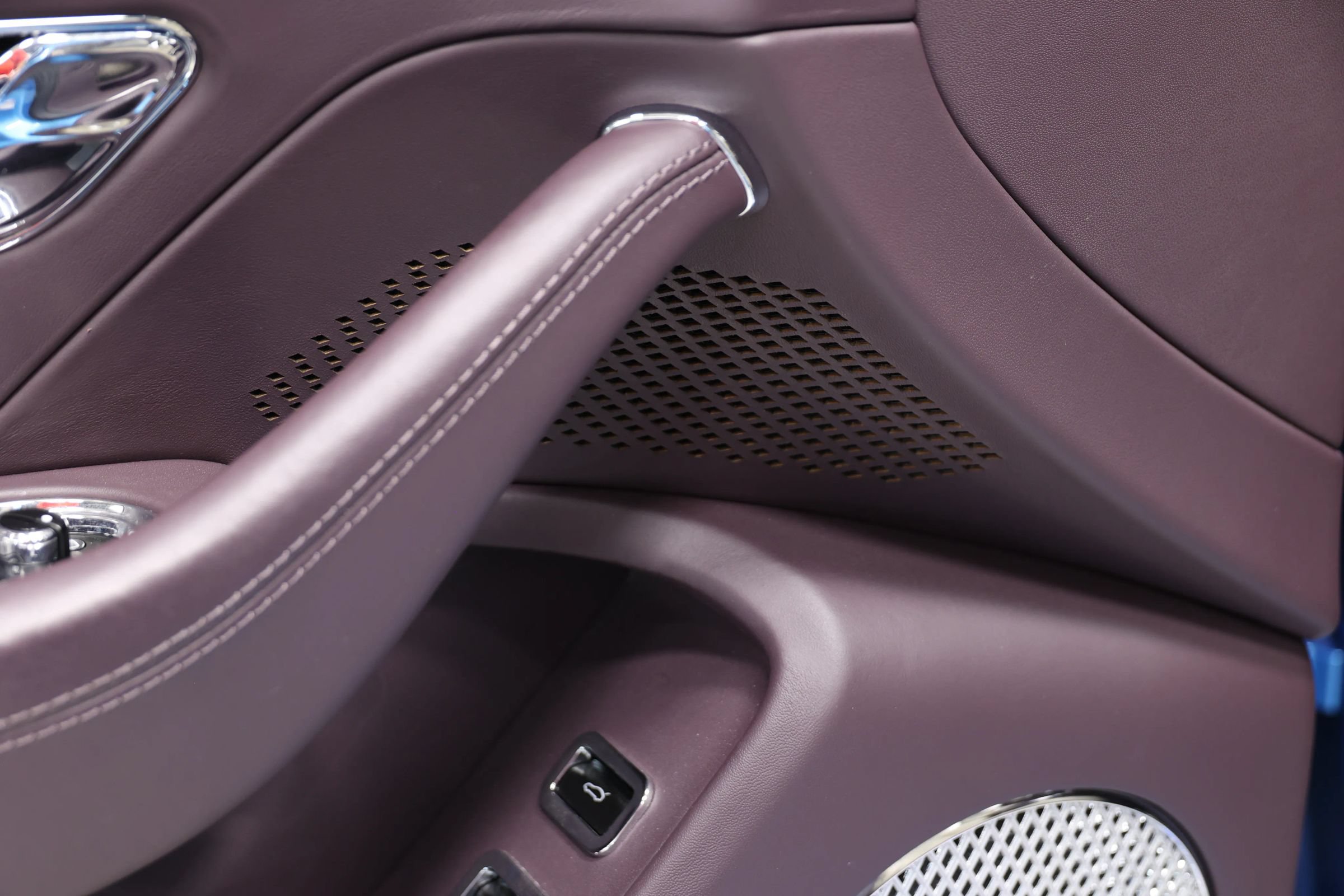 Used 2022 Bentley Flying Spur V8 AWD/4WD image 14