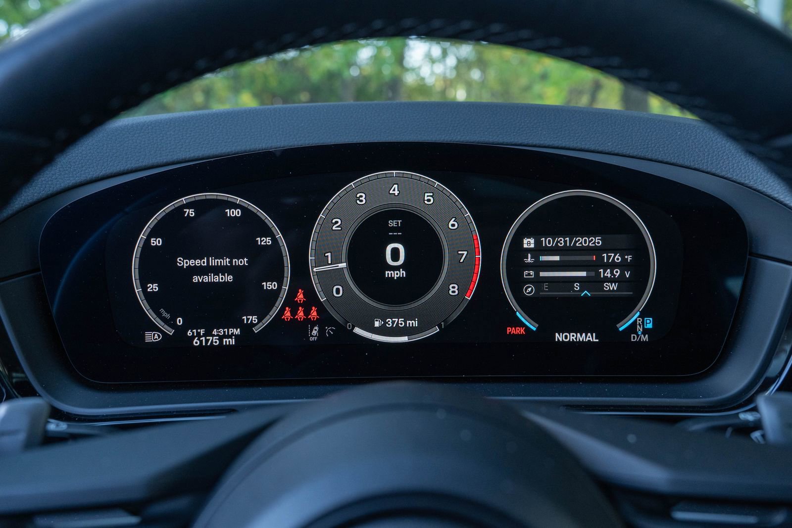 Certified 2025 Porsche Cayenne image 27