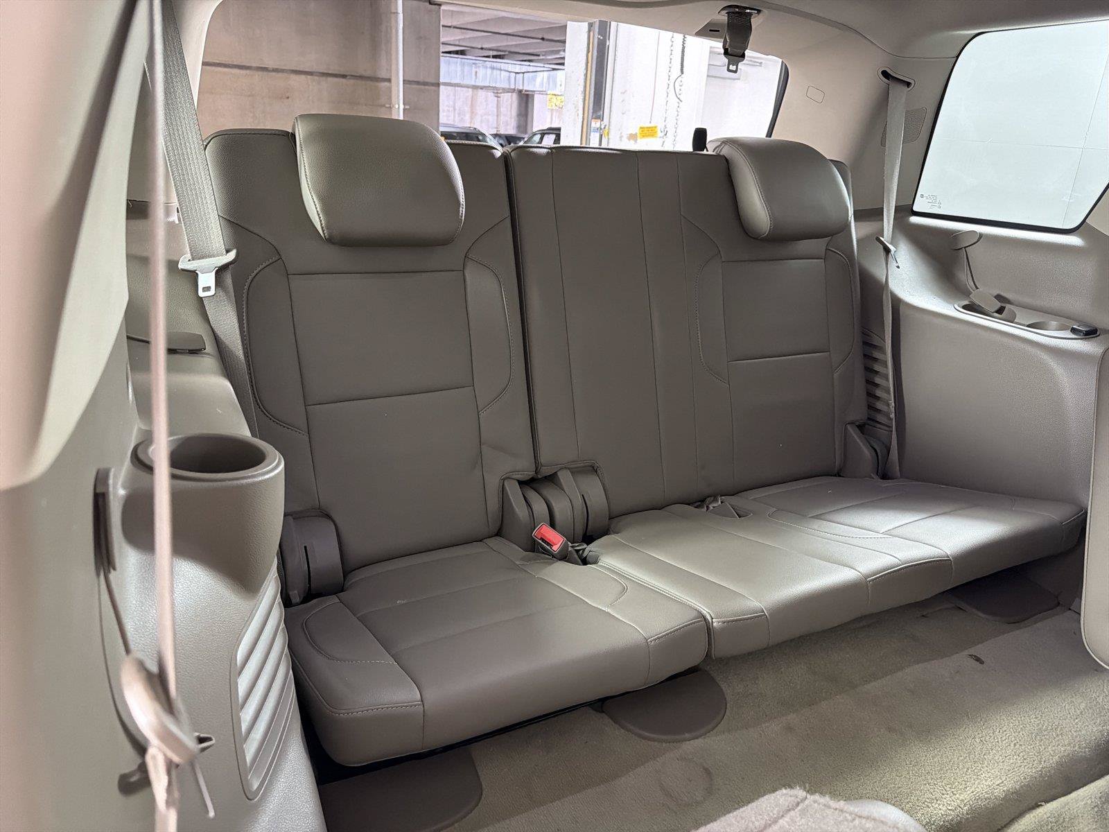 Used 2015 Chevrolet Tahoe LT RWD image 18