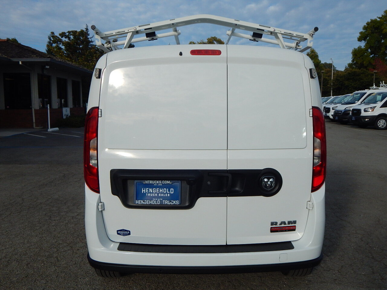 Used 2019 RAM ProMaster City Tradesman SLT FWD image 7