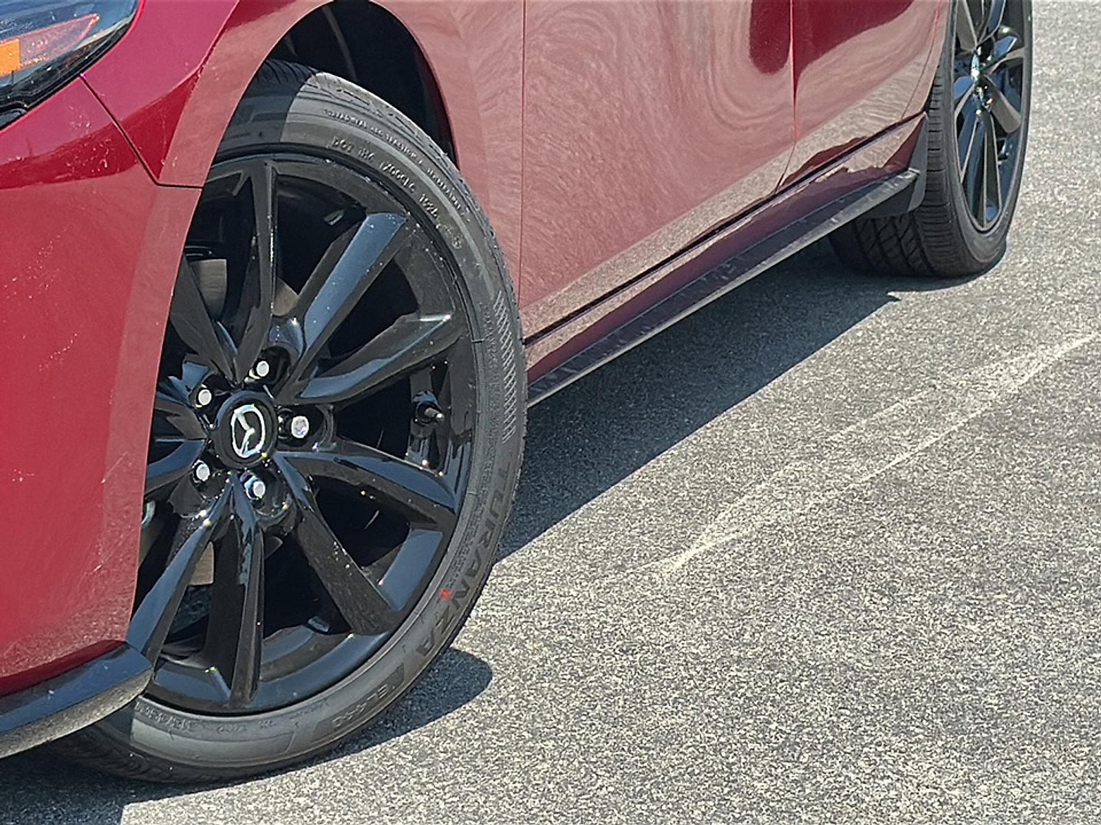 New 2025 MAZDA MAZDA3 Hatchback w/Premium Plus Pkg image 3