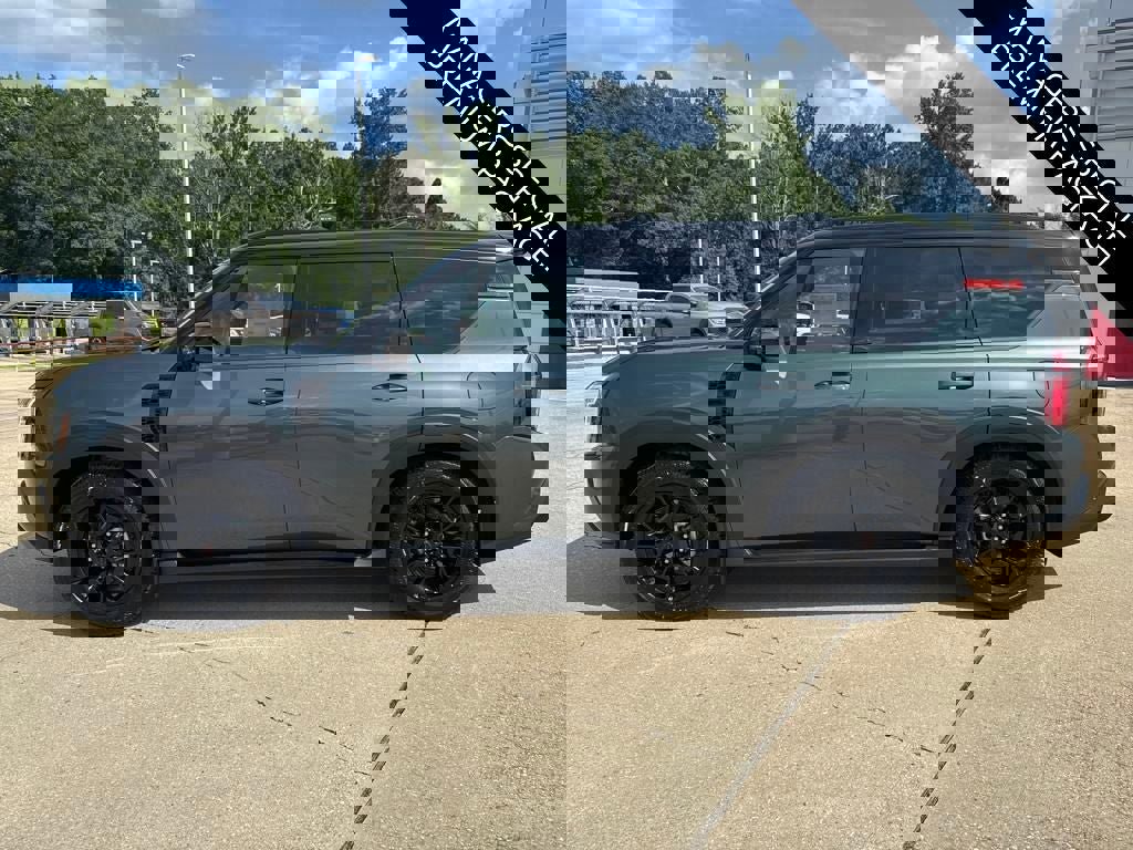 New 2025 Nissan Armada PRO-4X w/ Pro-4X Premium Package image 3