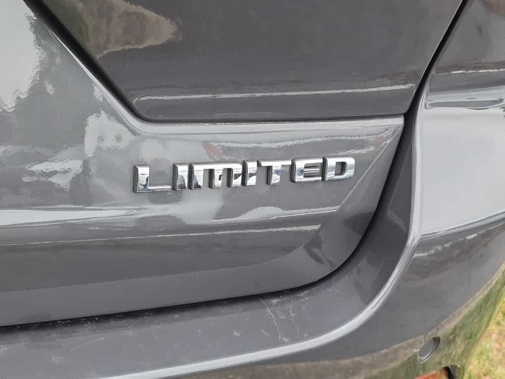 Used 2023 Jeep Grand Cherokee Limited AWD/4WD image 21