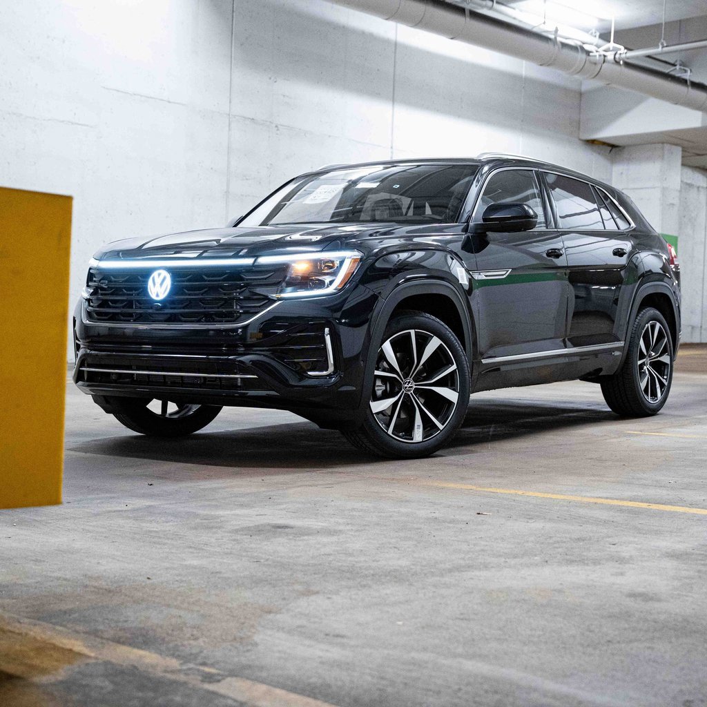 New 2026 Volkswagen Atlas Cross Sport SEL Premium R-Line