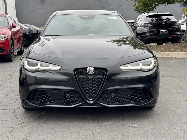 New 2025 Alfa Romeo Giulia Sprint image 2