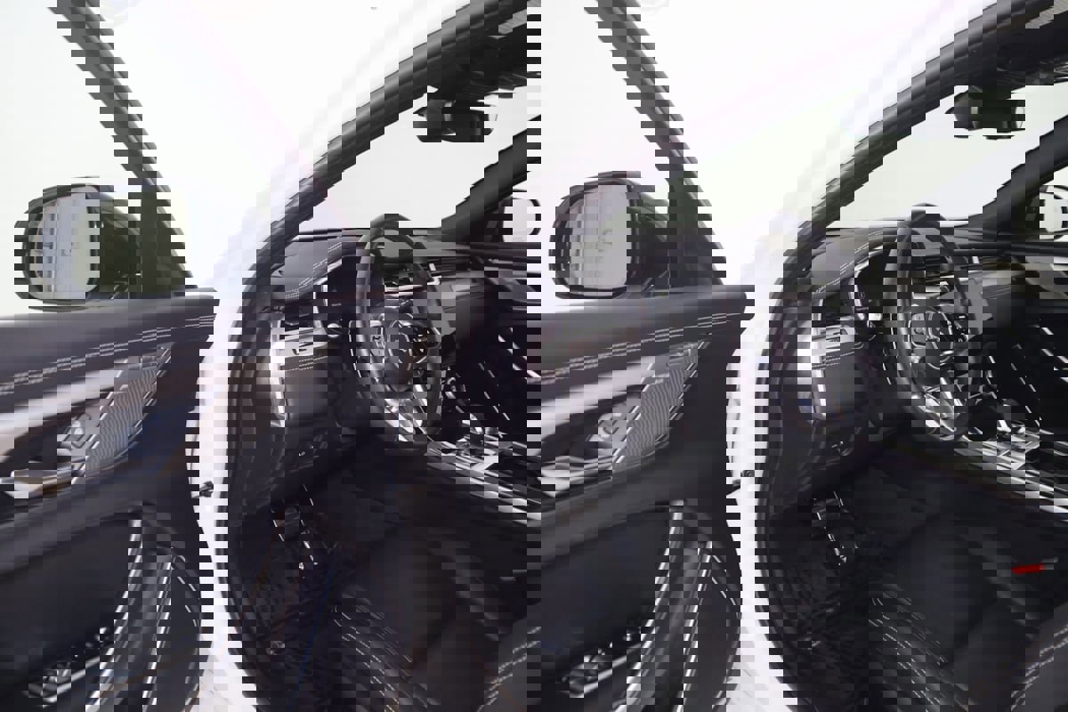 Used 2024 Jaguar XF R-Dynamic SE image 58