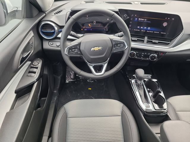 New 2026 Chevrolet Trax LT w/ Driver Confidence Package image 17