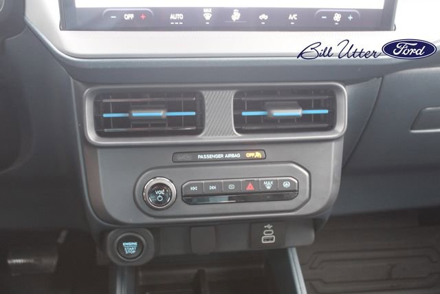 Used 2025 Ford Maverick Lobo AWD/4WD image 17
