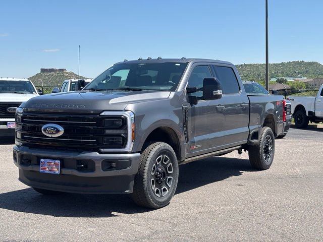 New 2025 Ford F350 Platinum w/ FX4 Off-Road Package