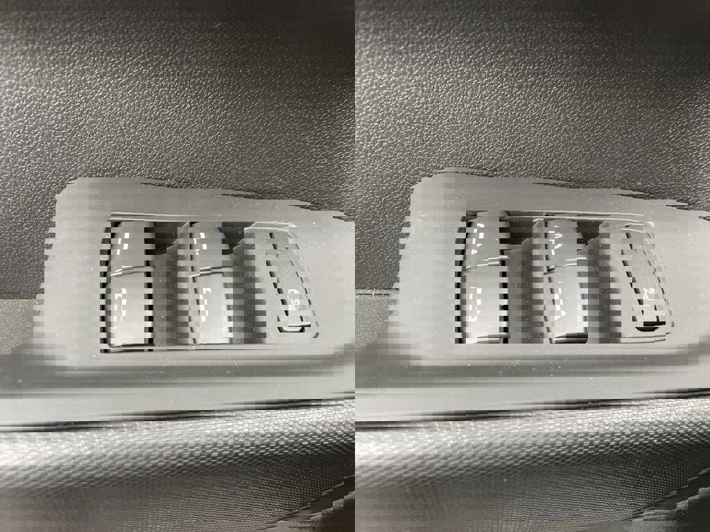 Certified 2026 Chevrolet Silverado 1500 W/T image 16