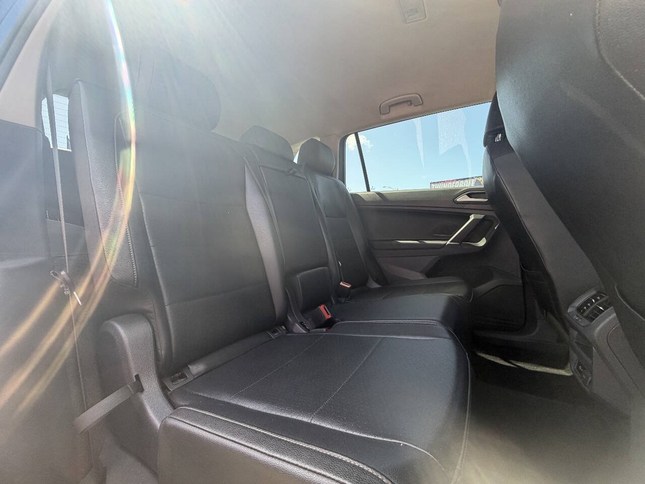 Used 2020 Volkswagen Tiguan SE FWD image 26