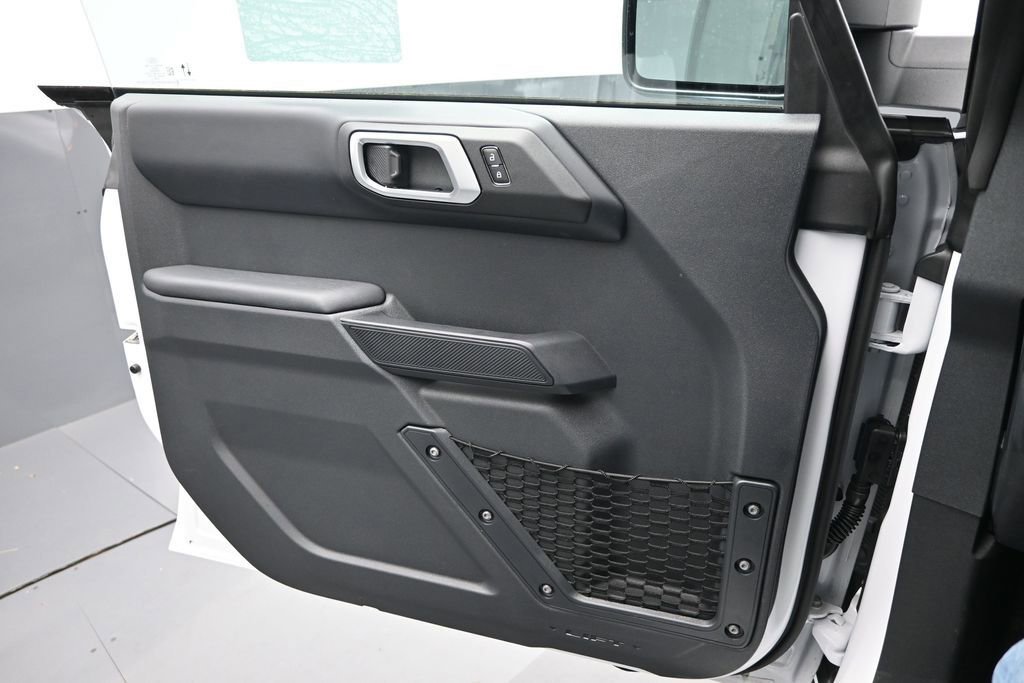 New 2026 Ford Bronco Outer Banks AWD/4WD image 17