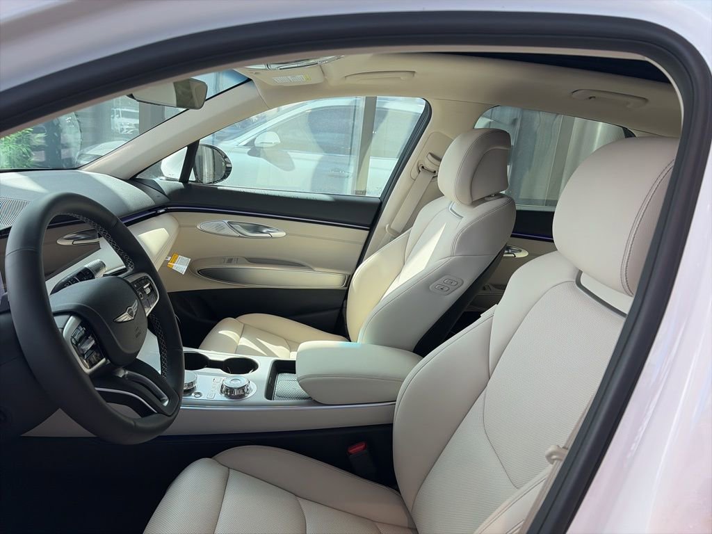 New 2026 Genesis GV70 2.5T Select image 13