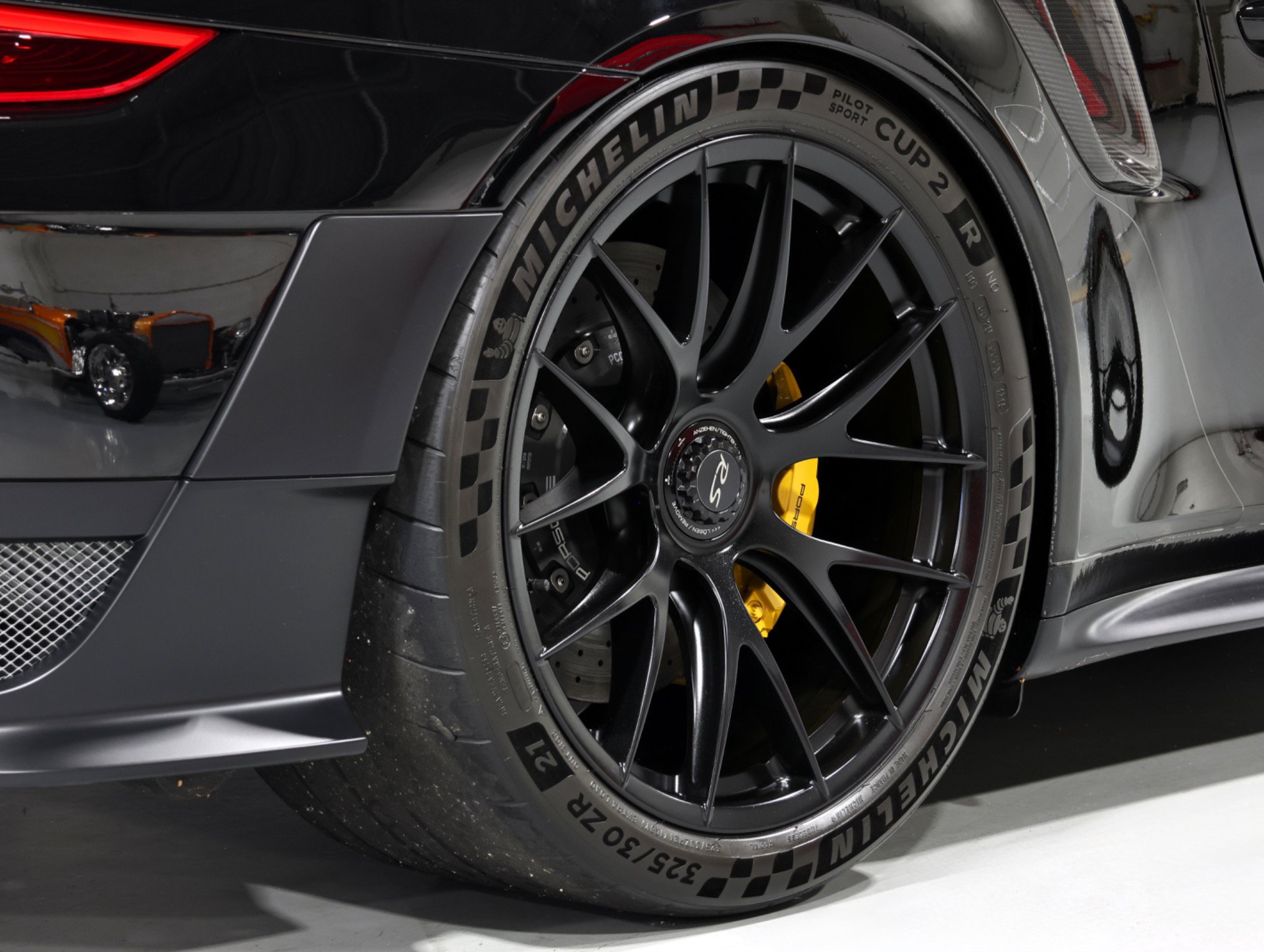 Used 2018 Porsche 911 GT2 RS RWD image 74