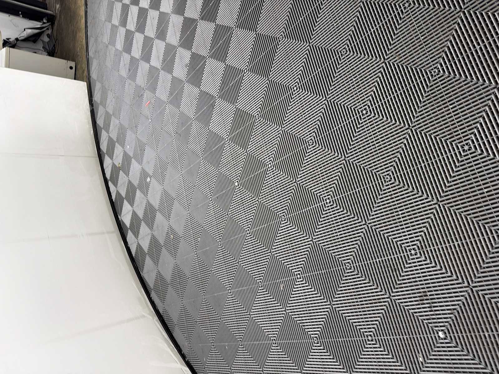 Used 2025 Volkswagen Atlas SE AWD/4WD image 10