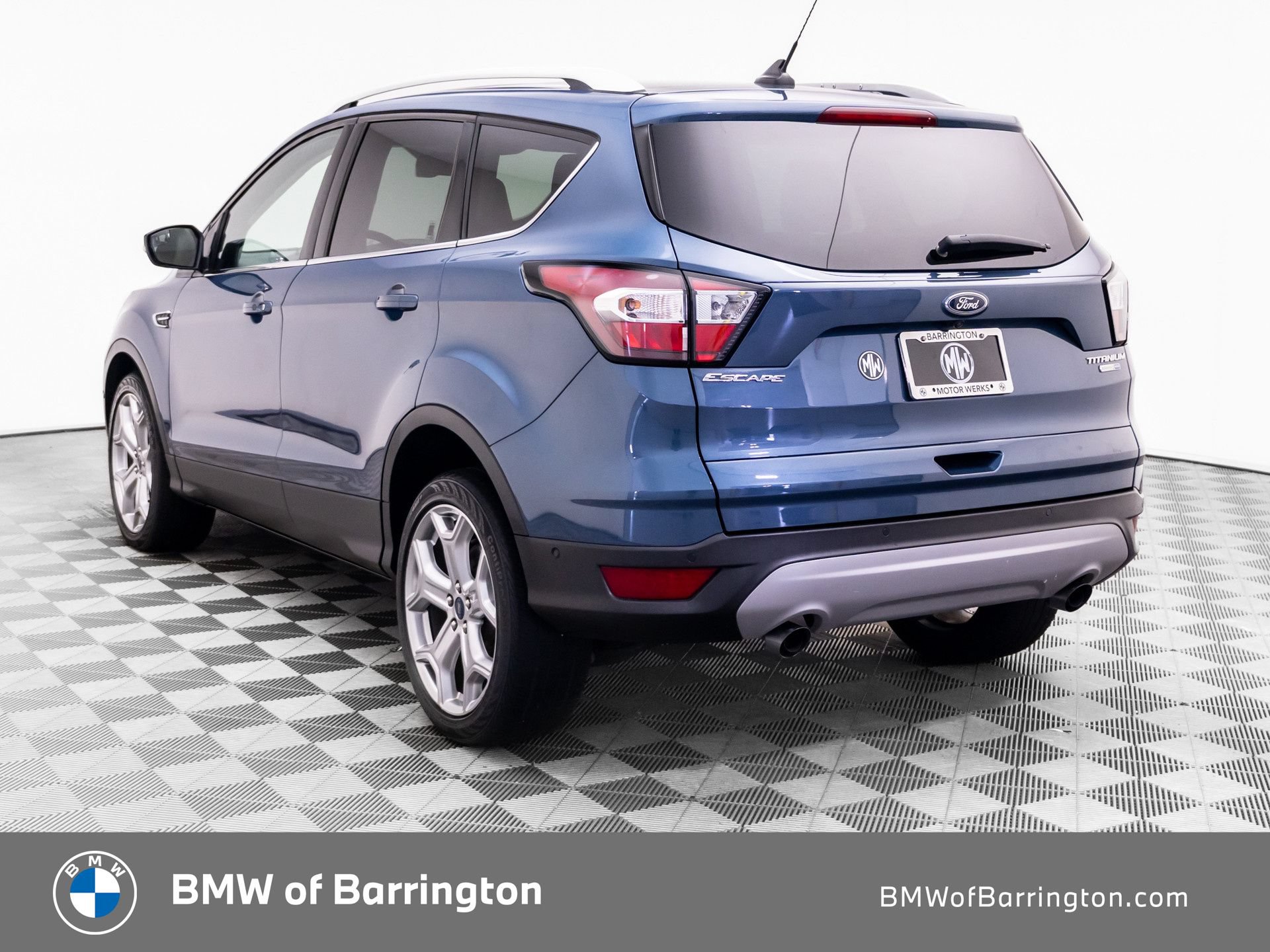 Used 2018 Ford Escape Titanium AWD/4WD image 3