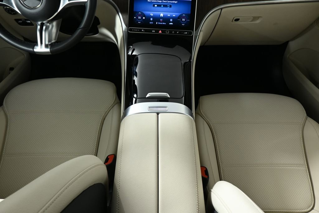 Certified 2025 Mercedes-Benz GLC 300 4MATIC image 23