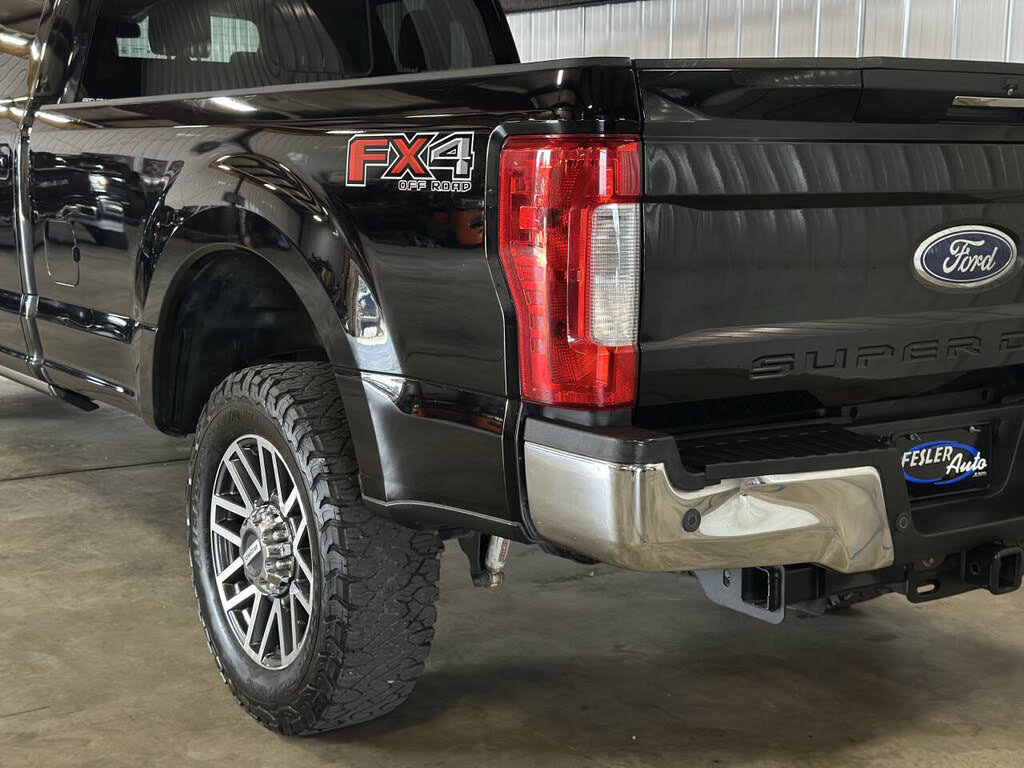 Used 2017 Ford F250 Lariat w/ Lariat Ultimate Package image 11