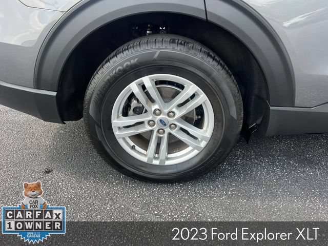 Used 2023 Ford Explorer XLT w/ Equipment Group 202A AWD/4WD image 29