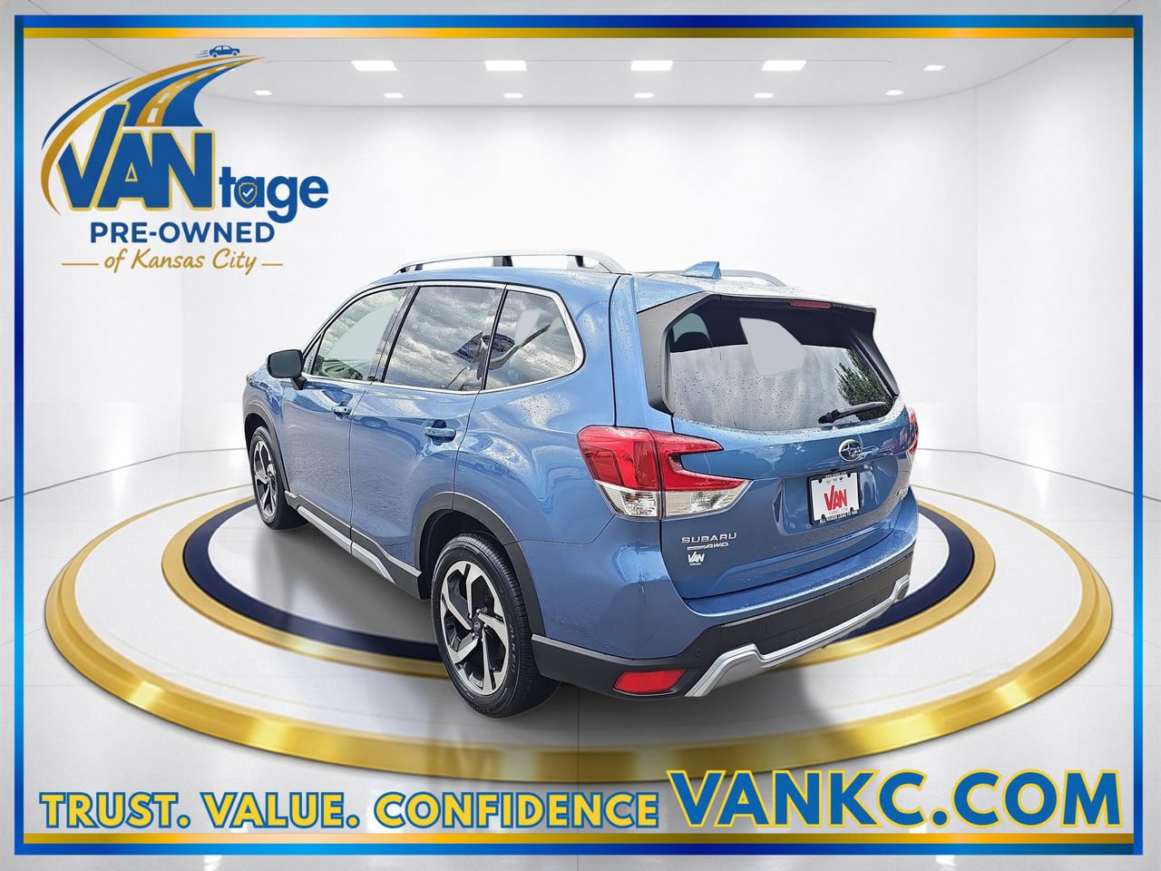 Certified 2023 Subaru Forester Touring AWD/4WD image 9