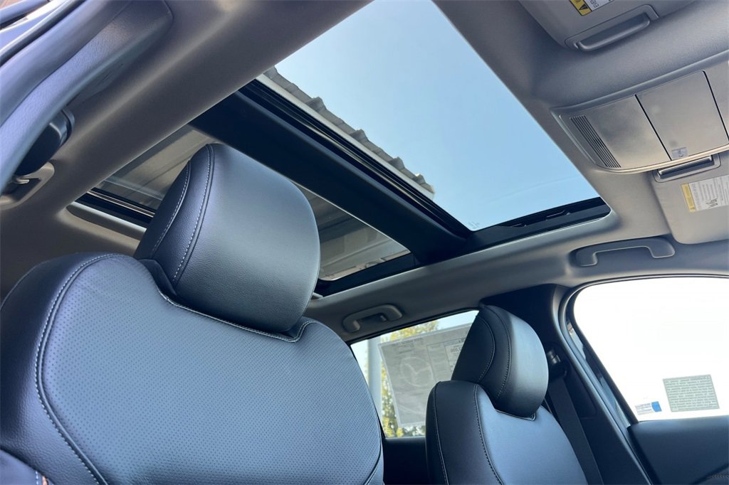 New 2026 MAZDA CX-50 AWD 2.5 Hybrid w/ Premium Pkg image 18