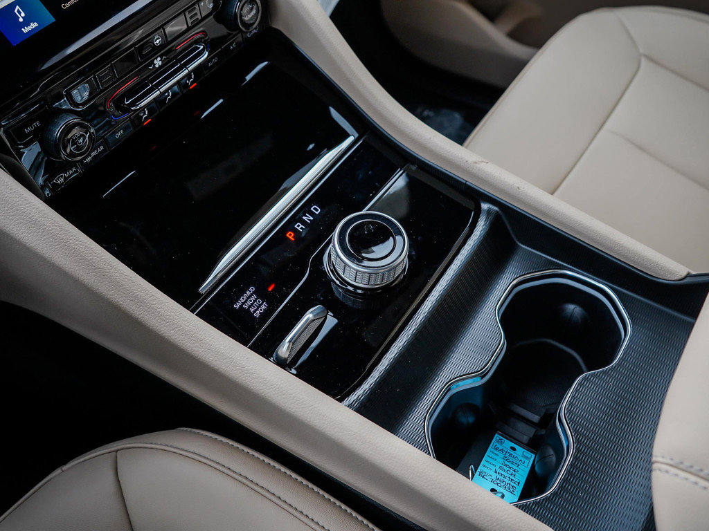 New 2025 Jeep Grand Cherokee Limited image 26