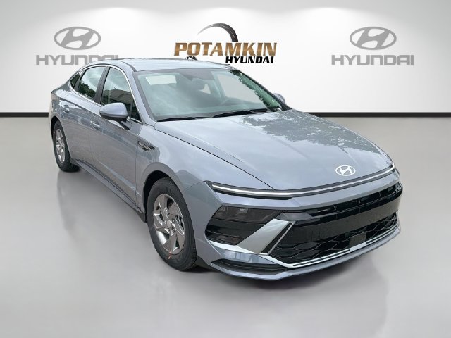 New 2027 Hyundai Sonata SE FWD image 3
