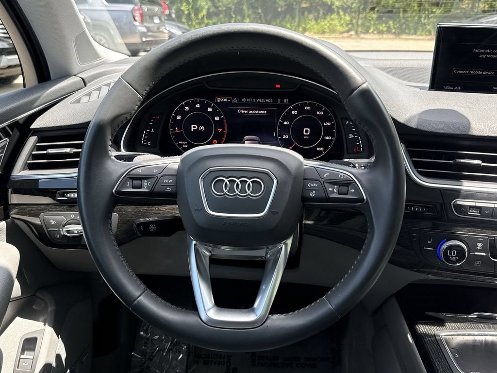 Used 2019 Audi Q7 3.0T Premium Plus w/ Premium Plus Package AWD/4WD image 11
