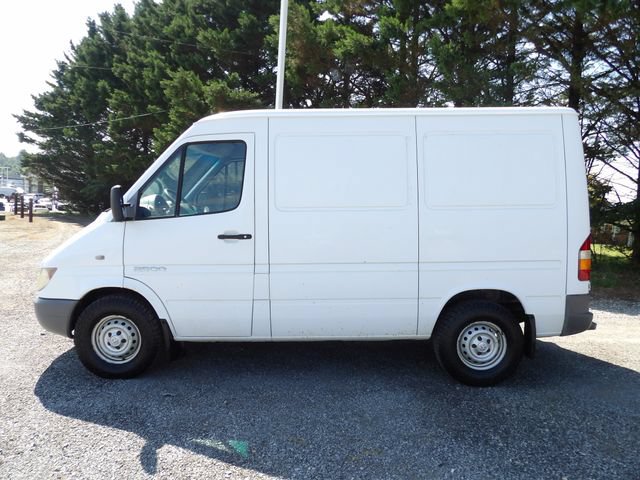 Used 2004 Dodge Sprinter 2500 w/ Cargo Group I RWD image 2