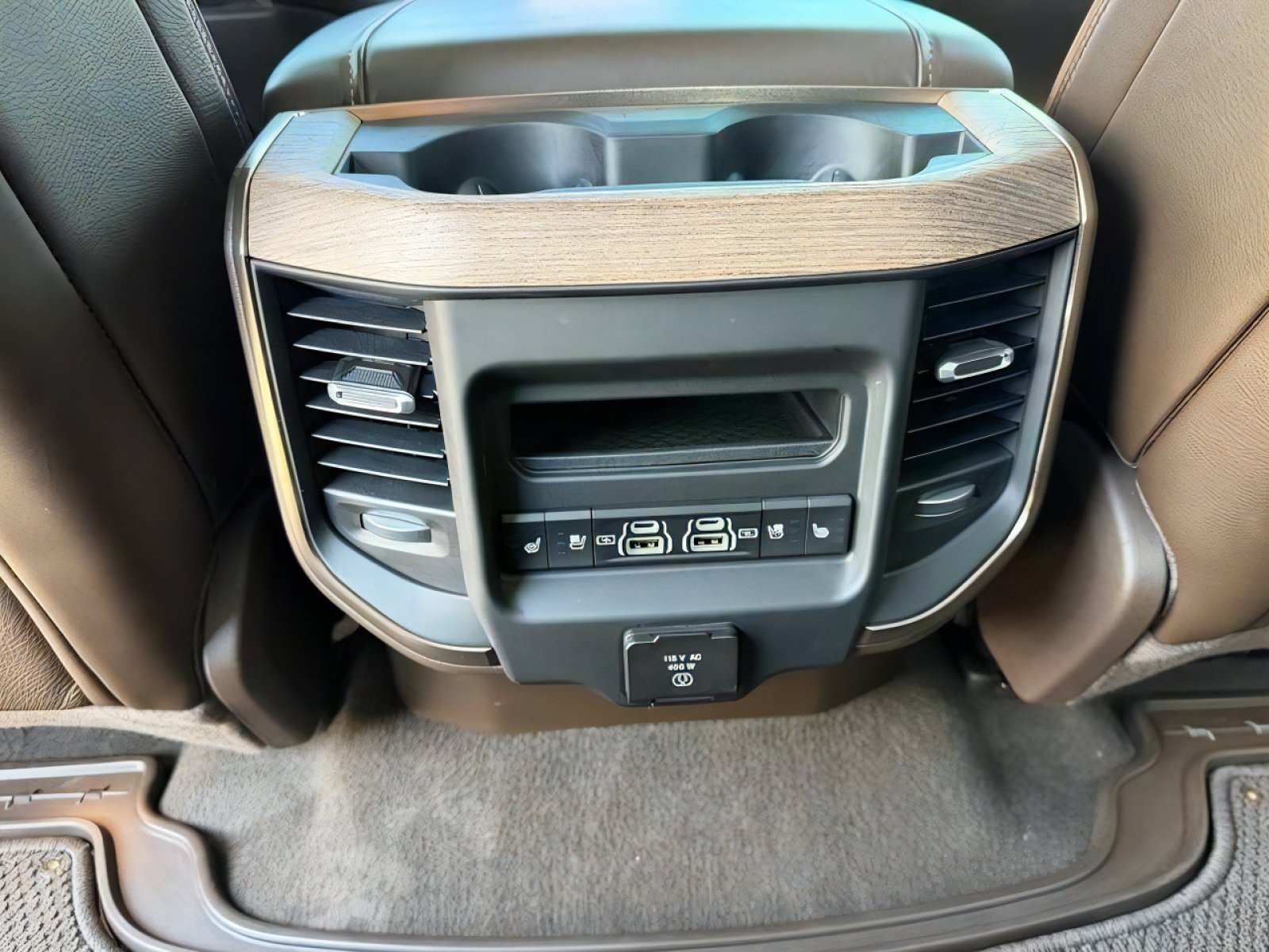 Certified 2025 RAM 1500 Limited AWD/4WD image 18