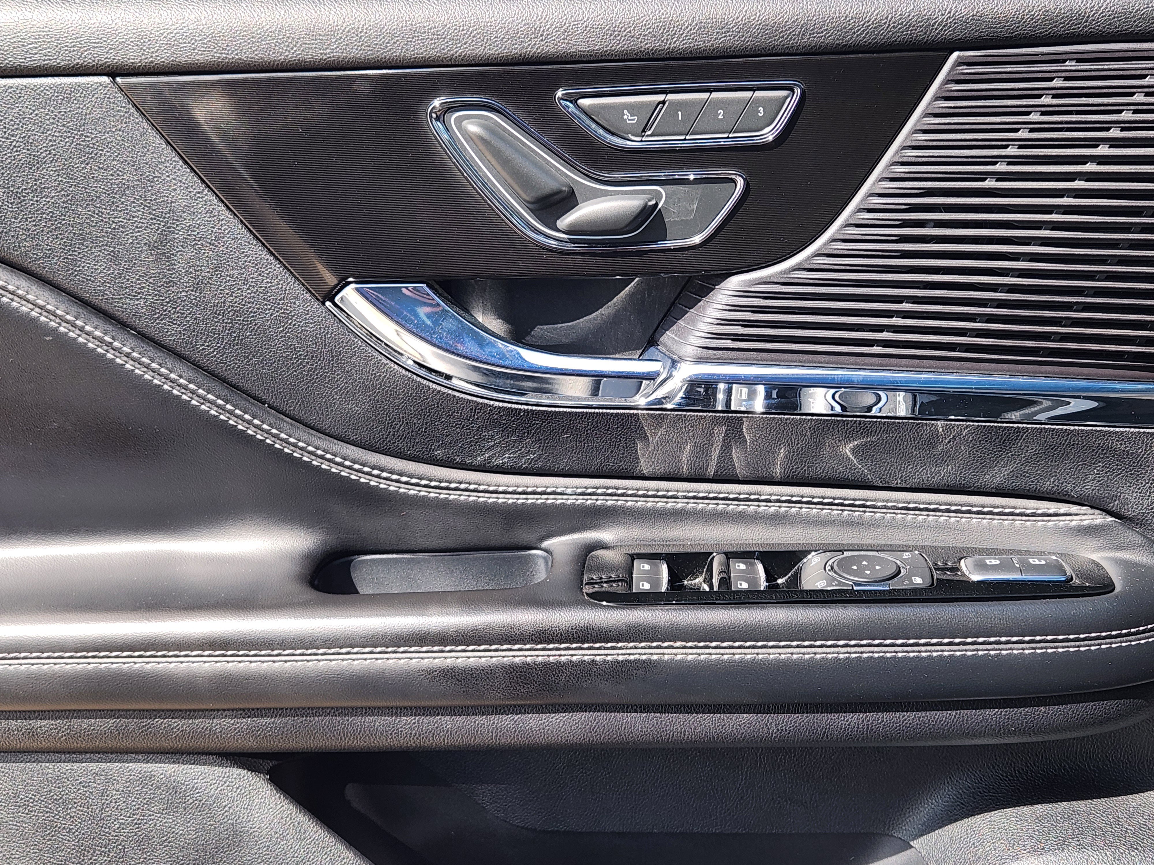 Used 2022 Lincoln Corsair AWD w/ Premium Package image 44